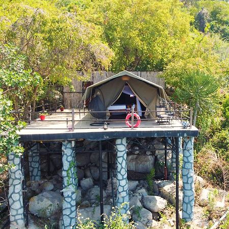 Wag Hill Lodge & Spa Butimba Bagian luar foto