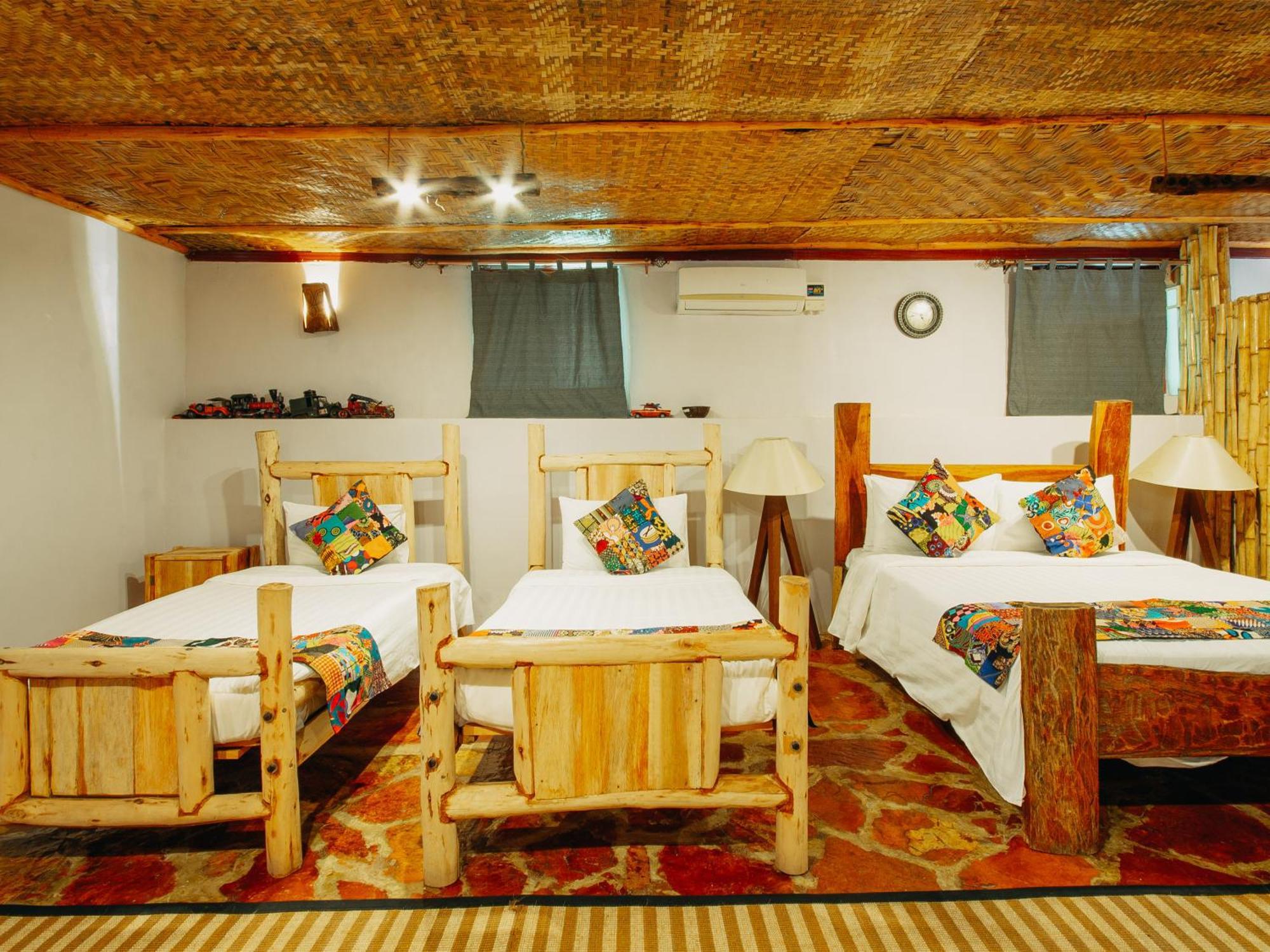 Wag Hill Lodge & Spa Butimba Bagian luar foto
