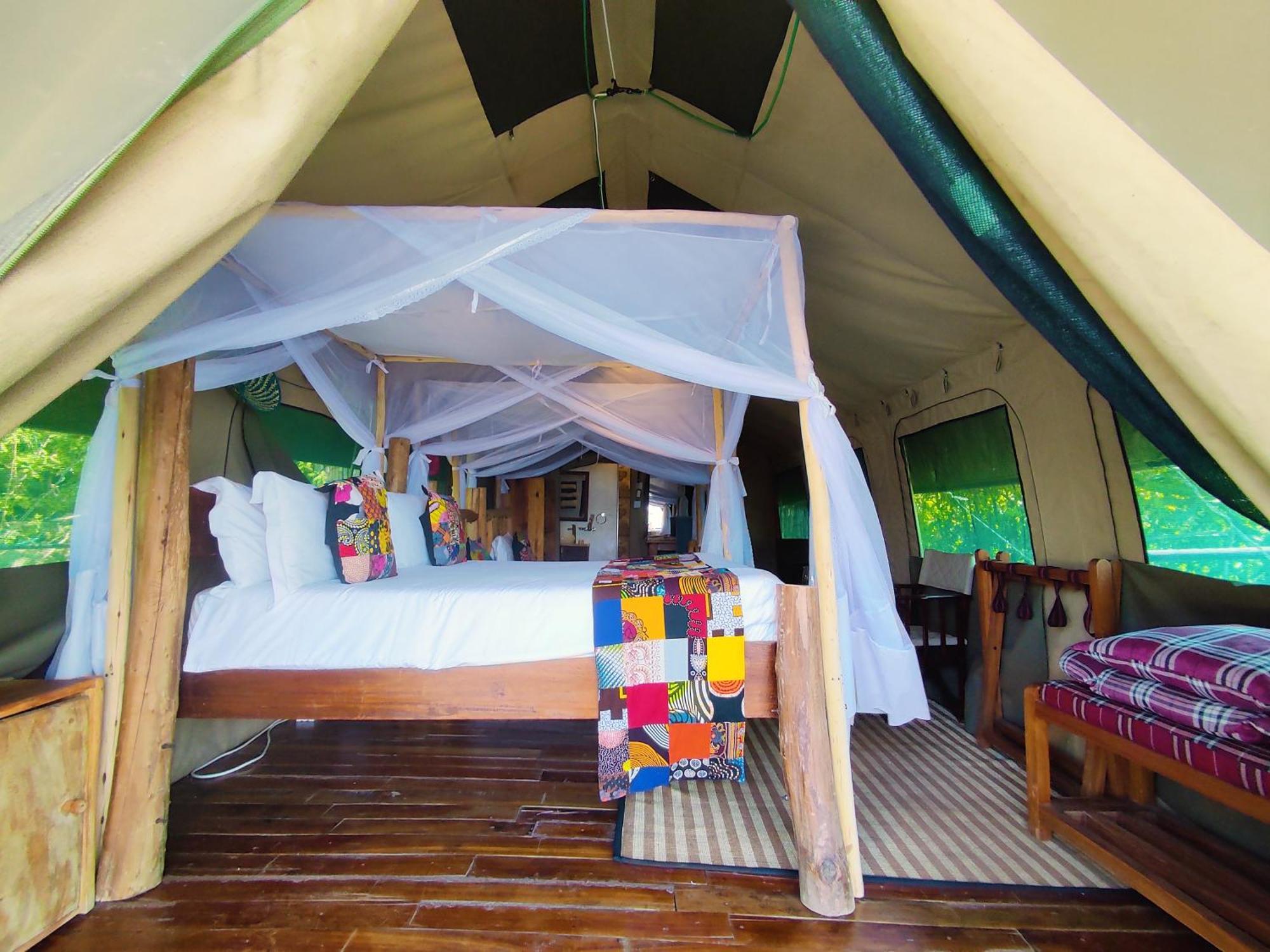 Wag Hill Lodge & Spa Butimba Bagian luar foto