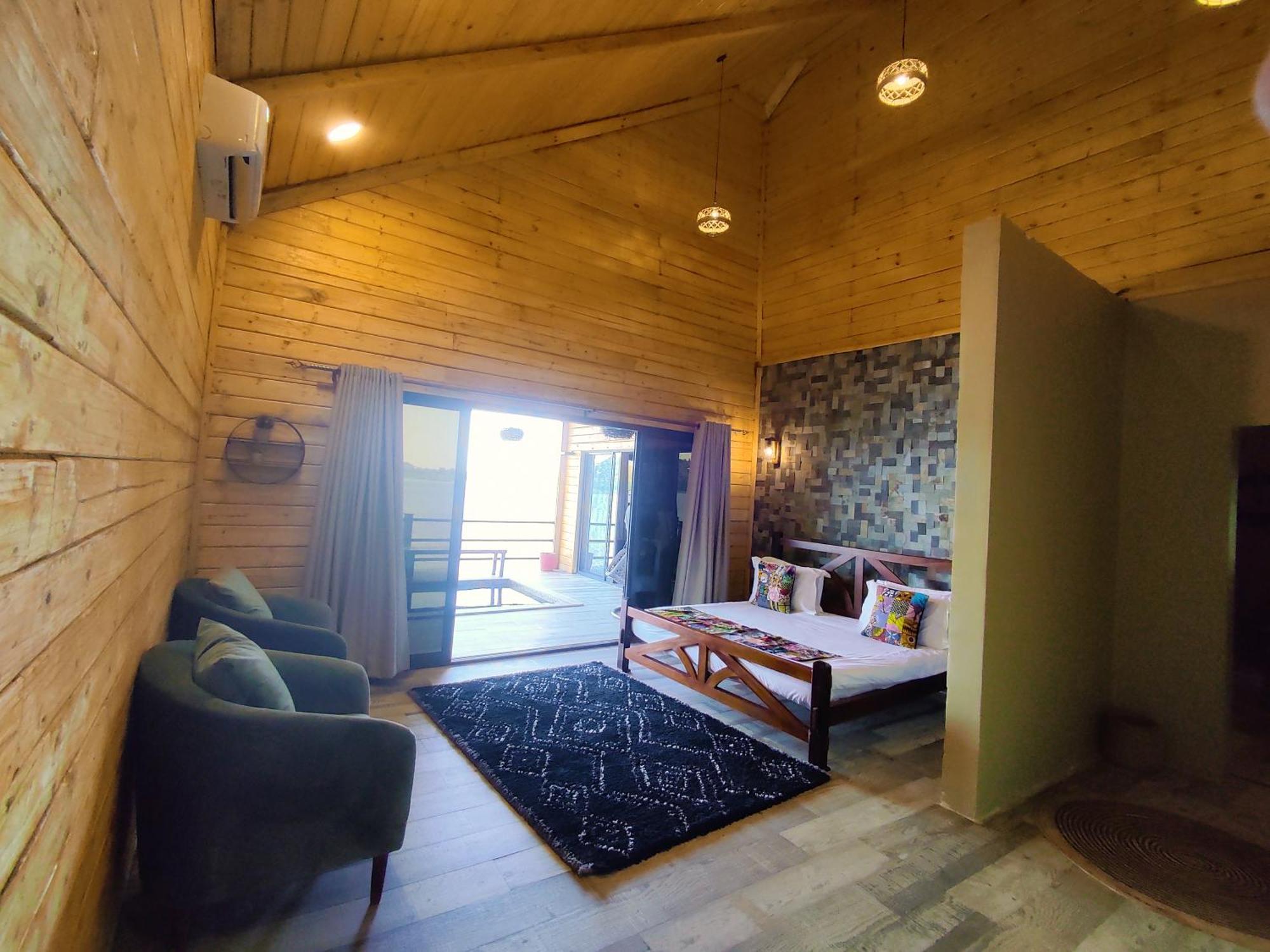 Wag Hill Lodge & Spa Butimba Bagian luar foto