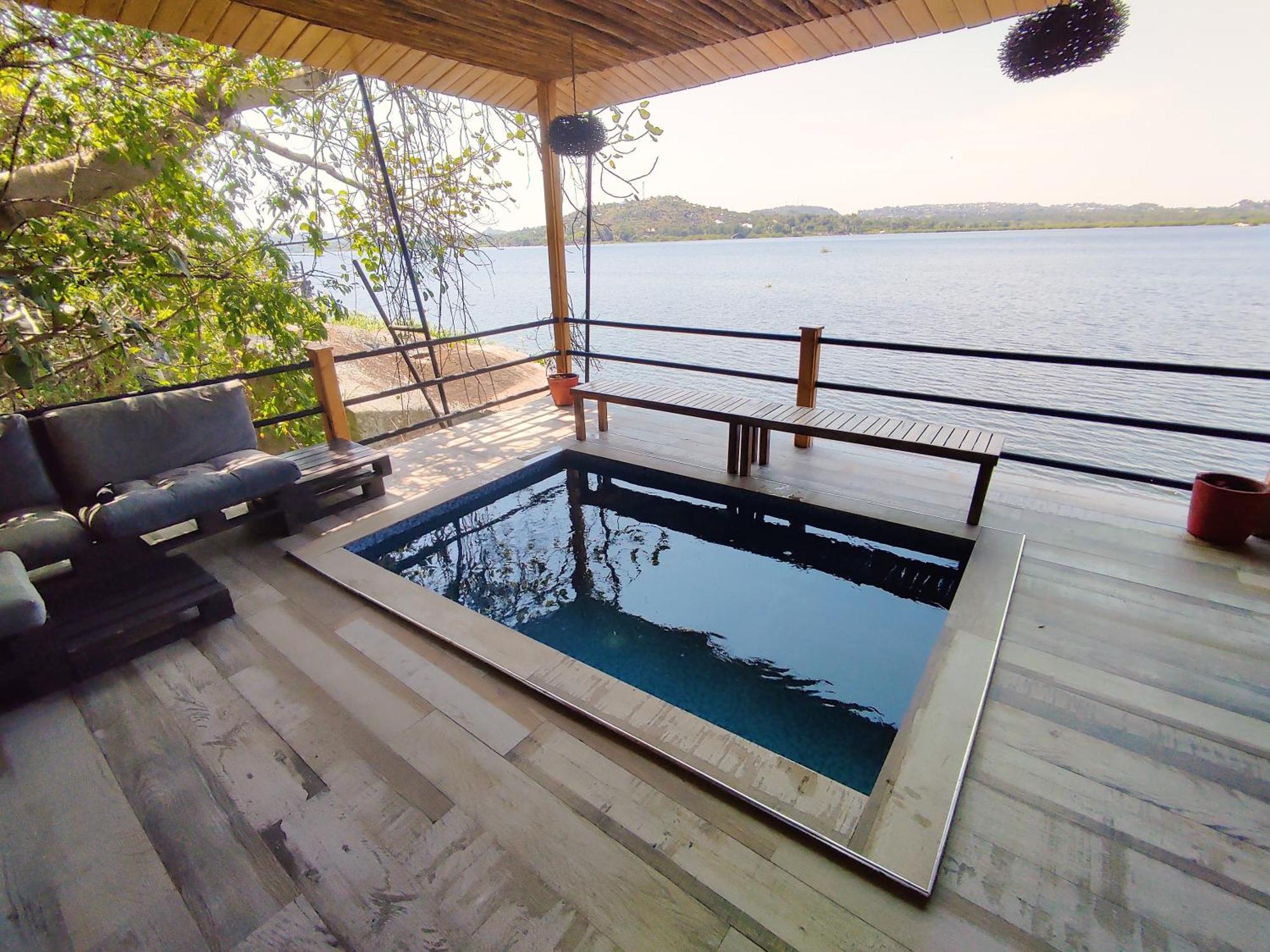 Wag Hill Lodge & Spa Butimba Bagian luar foto