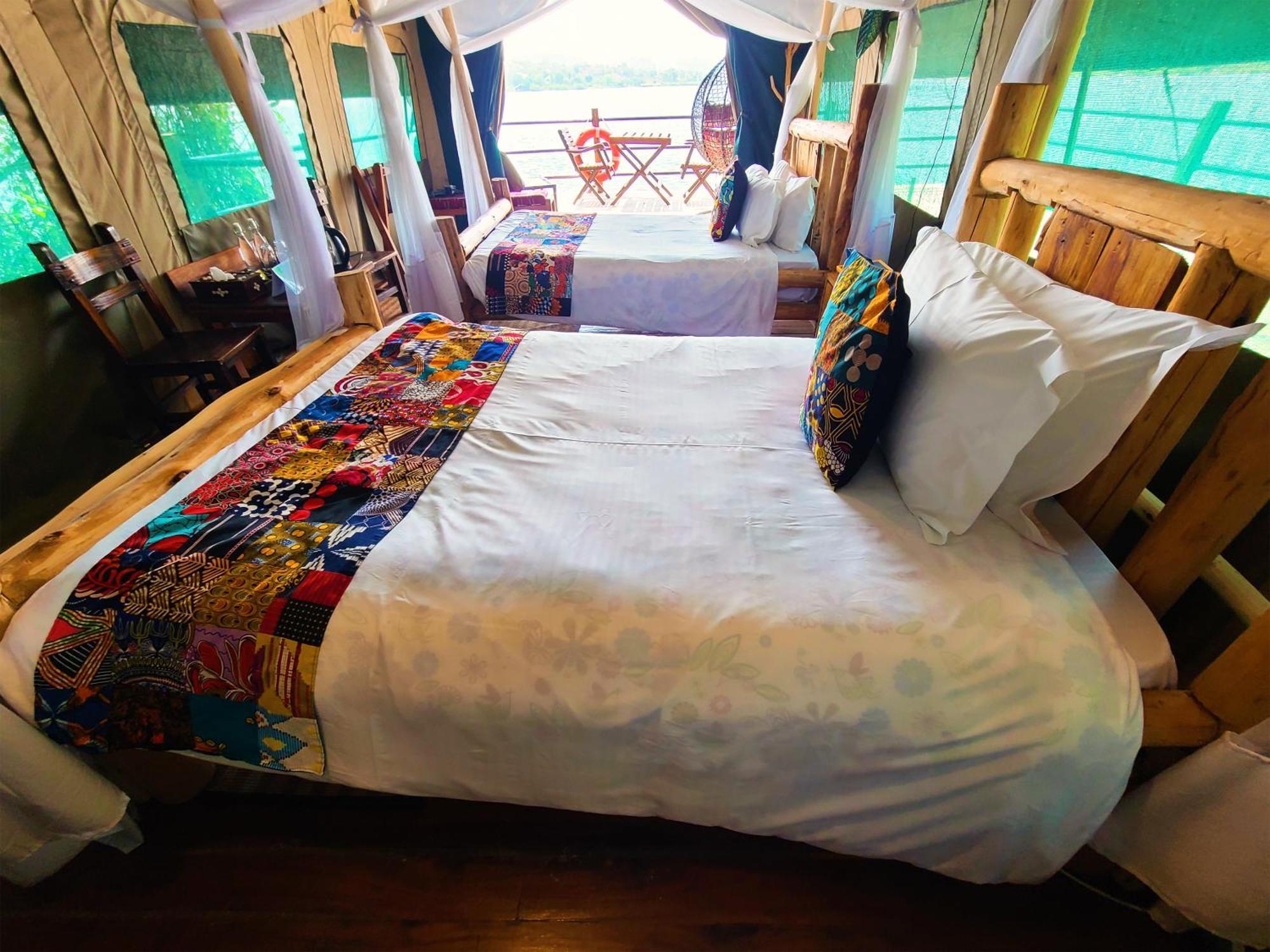 Wag Hill Lodge & Spa Butimba Bagian luar foto