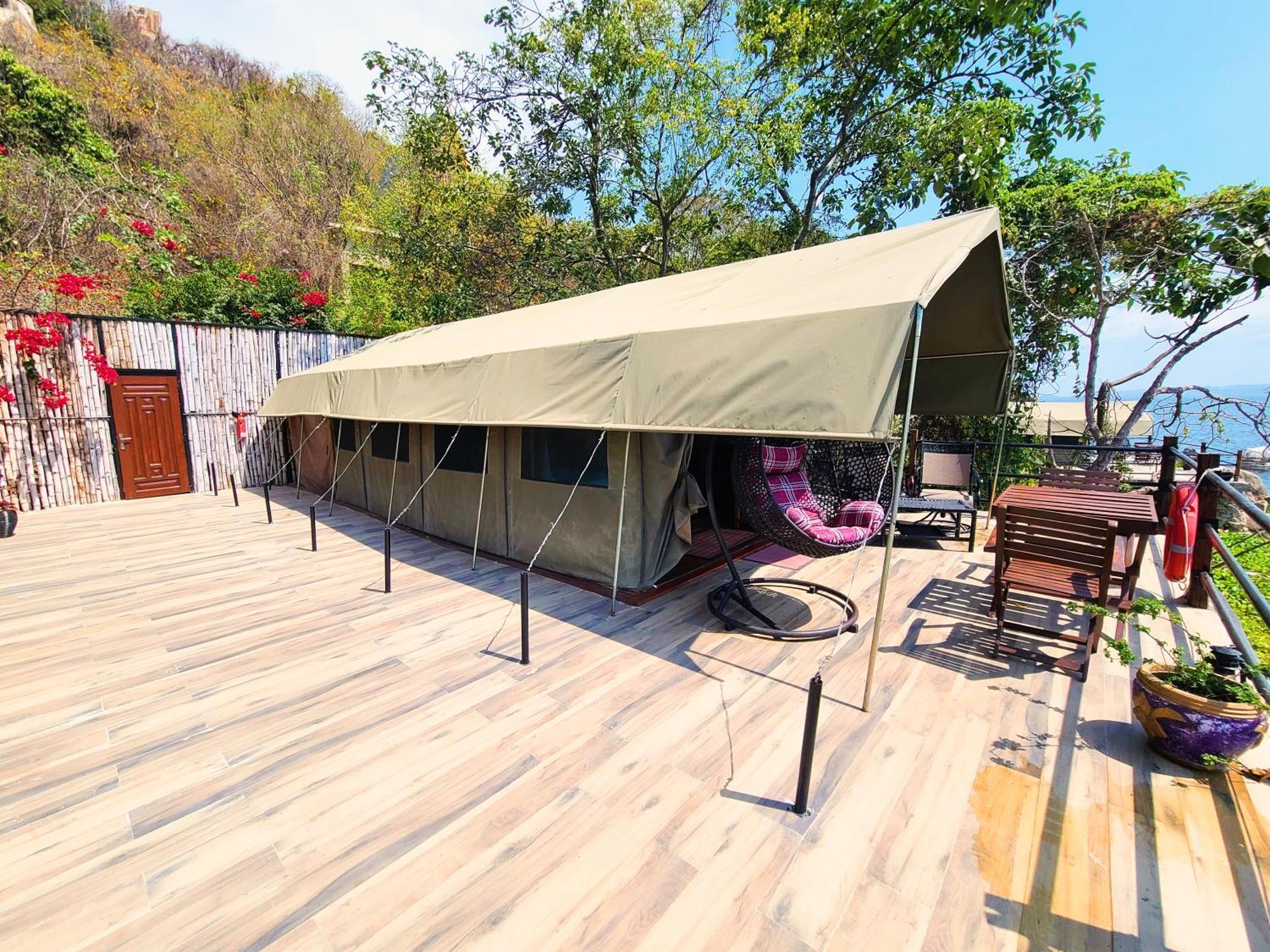 Wag Hill Lodge & Spa Butimba Bagian luar foto
